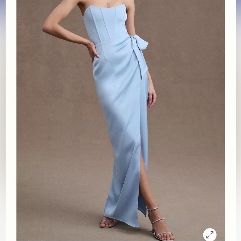 V. Chapman Strapless Light Blue Dress
